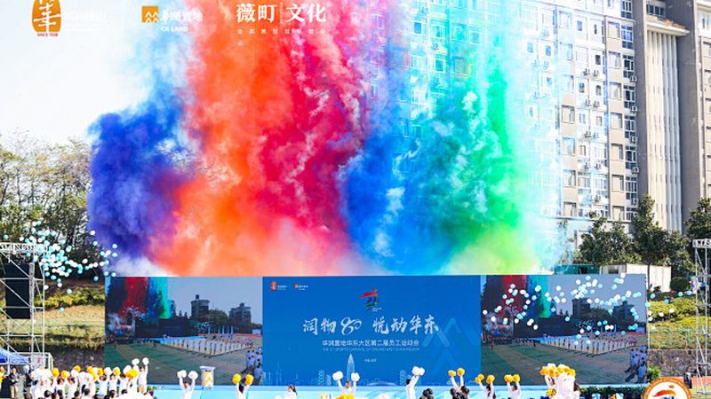 理论知识是基础，但实际操作更为重要。可以通过以下途径进行实践：